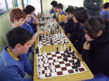 Colegio de Belloto Serra sede de torneo regional de ajedrez