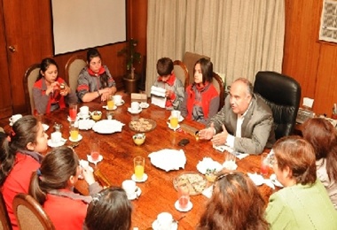 Alumnos del colegio José Miguel Infante de Quilpué,se lucen en congreso nacional de ciencias.