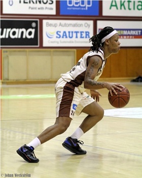 D’ Andra Moss el gran acierto de Colegio Los Leones.