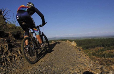 Más de 1.500 ciclistas en el nuevo Rally Scott Volkswagen en Limache.