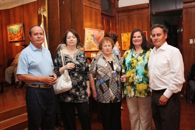 Con éxito se inaugura exposición pictórica   de Lily Cortés en Salón de Honor Municipal.