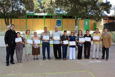 En Belloto Súr emotivo cierre de Escuela de Verano de Adulto Mayor.