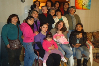 Alcaldesa de Olmué se reunió con Agrupación de Damas El Maqui.
