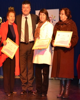 En emotiva ceremonia se celebró en Limache Día del Dirigente Social y Comunitario.