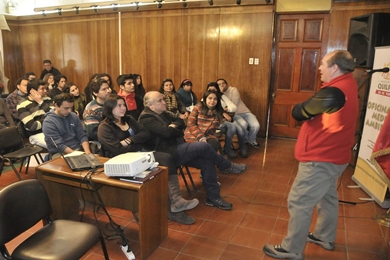Masiva participación tuvo seminario gratuito de Psicología Canina realizado en Quilpué.
