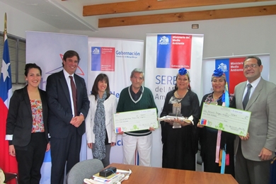 Seremi del Medio Ambiente junto a Gobernador de Marga Marga entregan beneficios a ganadores del Fondo de Protección Ambiental 2014.