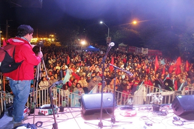 Diputado Marcelo Schilling realizó masivo acto de cierre campaña en Quilpué.