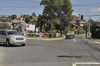 En Quilpué  Nuevo semáforo mejorará fluidez en  cruce conflictivo de la comuna.