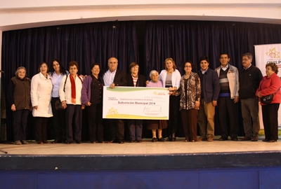 Municipio entregó subvenciones a 103 organizaciones de Quilpué.