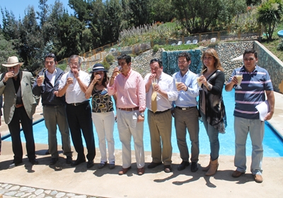 Con exhibición de rugby, el tradicional “piscinazo” y tragos tropicales lanzan  la temporada de verano en la provincia de Marga Marga.