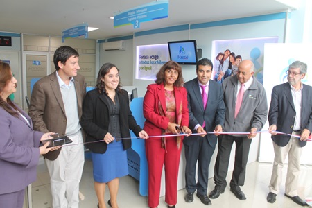 FONASA lanza moderno canal en nueva Sucursal Villa Alemana.