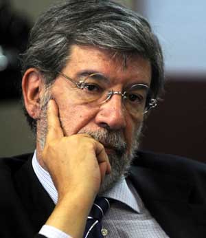 Diputado Schilling (PS): «El texto aprobado por la Cámara  establece claras responsabilidades políticas   inexcusables del ex Intendente Raúl Celis».