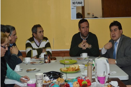 Diputado P.S.  Urízar y CORE Urrea se reúnen con organizaciones de Villa Alemana.