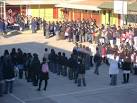 En razón a la actual situación del paro docente, se ha trazado una hoja de ruta para   enfrentarlo y de tal forma paliar sus efectos, de manera de evitar agravar la crisis de nuestra   educación pública.  Lamento que hasta la fecha los docentes no hayan o