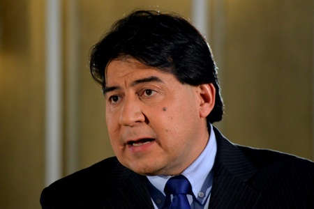 Diputado Christian Urízar destaca aprobación de proyecto que regula altas rentabilidades en la industria del gas.