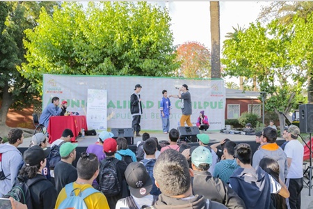 Jóvenes encabezaron atractiva competencia de rap en   Plaza Eugenio Rengifo.