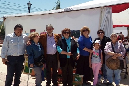 Productores, artesanos y emprendedores comprometidos   con la sustentabilidad del planeta dieron a conocer sus   productos y talentos en un espacio abierto a la   comunidad.