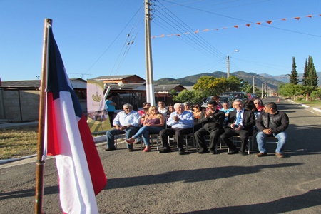 Vecinos del villorrio Santa Isabel de Nogales  ya cuentan con sus calleas pavimentadas.