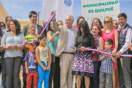 Vecinos del Comité Valle Aconcagua felices tras lograr   solución habitacional definitiva.