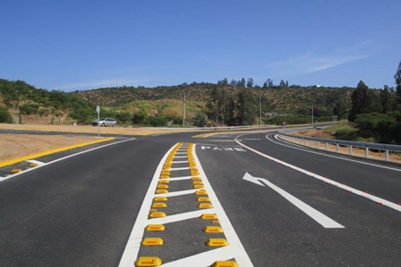 Gobernador de la provincia de Marga Marga, en inauguración de ruta F-560