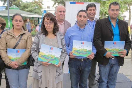 101 familias quilpueínas recibieron subsidio para la clase media y emergente.