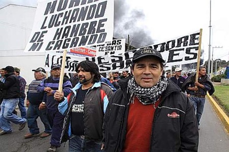 Pecadores de todo Chile se reunirán en Valparaíso para  organizar gran protesta nacional contra la Ley de Pesca.