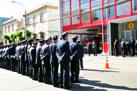 Cuerpo de Bomberos de Viña del Mar constituye Los Caballeros del Fuego, Organismo Comunitario para el Adulto Mayor.