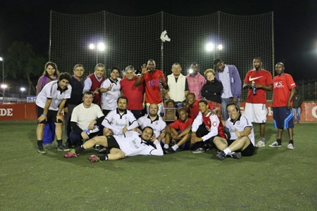 Gobernación de Marga Marga y combinado de haitianos disputaron partido  de baby fútbol para incentivar la integración de los migrantes.