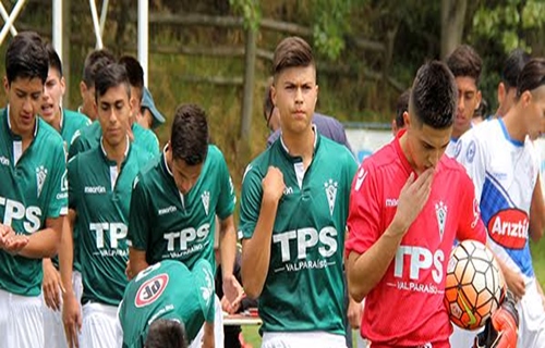 Santiago Wanderers y su orgullo canterano: Todas las categorías del Fútbol Joven accedieron  a Playoffs