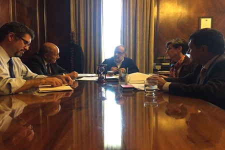 Autoridades se reunieron con ministro de  Hacienda para solicitar extensión del tren  hacia Quillota-La Calera.