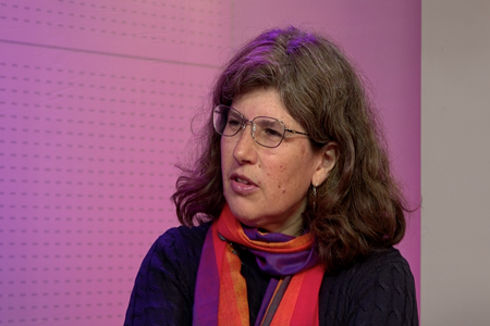 Destacada neurocientífica llama a terminar con el  “divorcio entre ciencias y políticas públicas”.