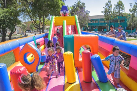 Municipio quilpueíno,celebra Día del Niño con entretenidas actividades en Plaza Eugenio Rengifo e Irarrázaval.