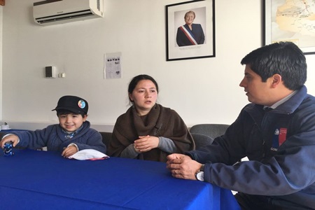 Gobernador Cárdenas comprometió ayuda social a menor con múltiples enfermedades y pidió apoyo a la comunidad.