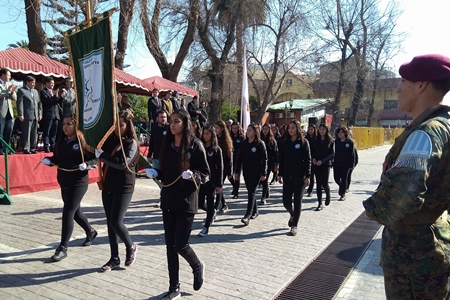 Gobernador Provincial encabezó desfile de conmemoración del natalicio de Bernardo O`Higgins en Quillota.