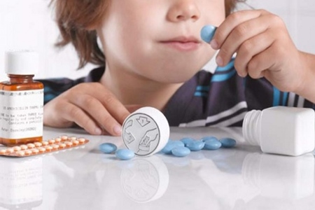 Qué hacer cuando los niños se intoxican con medicamentos.