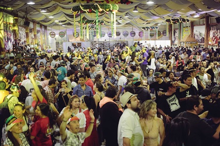 Bierfest Kunstmann 2018 llega a su fin: 10 mil asistentes y 25 mil litros de cerveza bebidos.