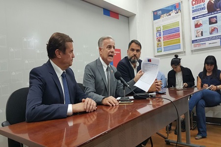 Diputado Pardo defiende cambio en protocolo de objeción de conciencia.
