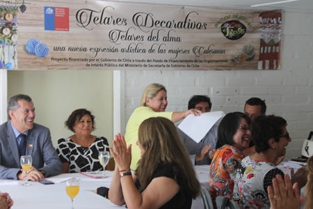 Centro de madres de La Calera realizará innovador taller sobre telares decorativos.