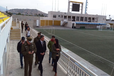 Autoridades revisaron plan de seguridad para partido entre San Luis y Colo Colo en  Quillota.