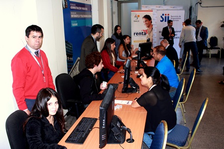 Alumnos de Duoc UC prestarán asesoría gratuita a más de 40.000 contribuyentes en Operación Renta 2018.