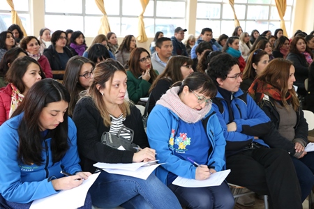 Realizan primer Encuentro para padres de pacientes con Trastorno del Espectro Autista en la red del SSVQ.