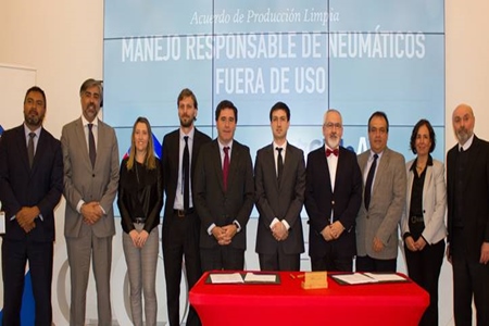 Subsecretario de Energía destaca potencial de neumáticos como combustible alternativo.