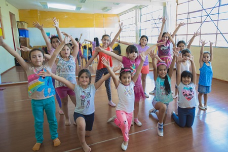Liceo Artístico Guillermo Gronemeyer Realiza Escuela de Verano 2019 con Talleres Artísticos Dirigidos a Niños, Niñas y Jóvenes.