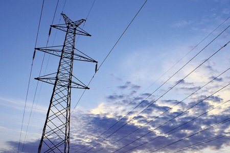 Ministerio de Energía cobra boletas de garantías por retraso en tramo 2 del proyecto Cardones-Polpaico.