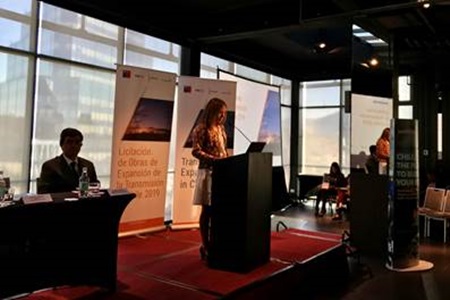 Ministra de Energía promueve cartera de inversiones en líneas de transmisión eléctrica  por más de US$400 millones.