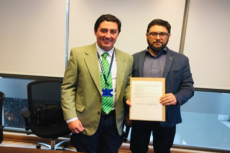 Hospital Carlos Van Buren firma convenio de colaboración con la Contraloría Regional.