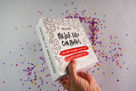Campaña de crowdfunding busca editar libro “Mejor dilo con Monos” que enseña a capturar atención de la gente en presentaciones.