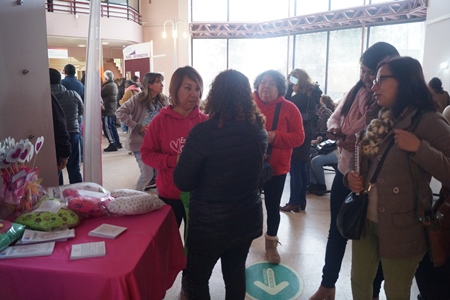 Hospital de Quilpué realizó operativo junto a obra “Entrega tu corazón por el Cáncer de Mamas”.