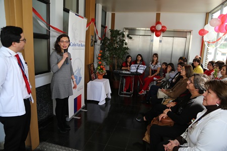 Homenajean a ex supervisora de Matronería del Hospital Carlos Van Buren.