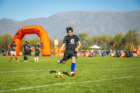 Nueva versión de las Pruebas Masivas Gatorade busca encontrar los  próximos talentos juveniles del fútbol.
